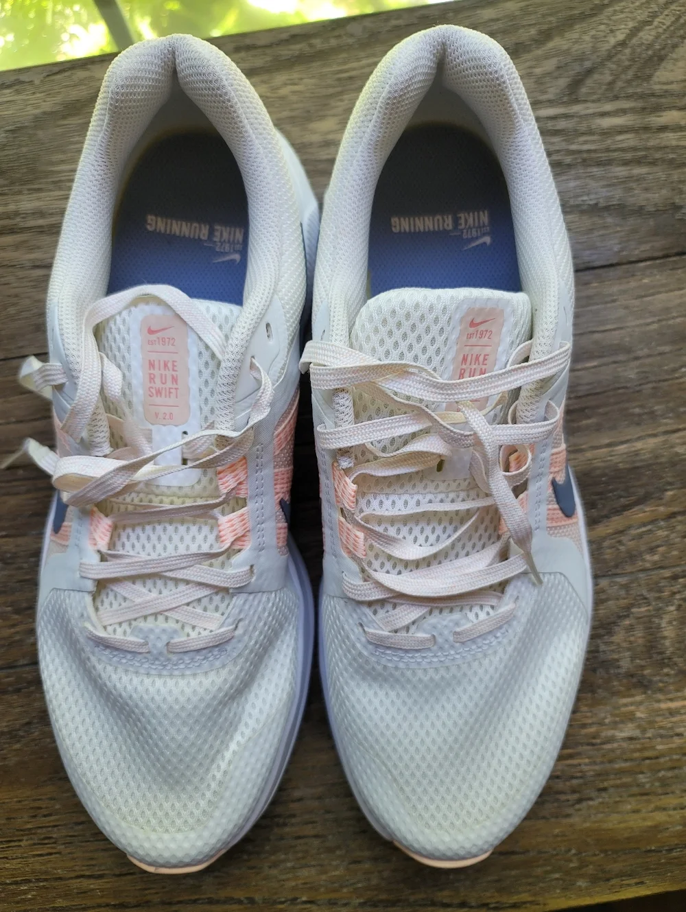 Nike Women's White & Peach Running Shoes - Picture 2 of 10